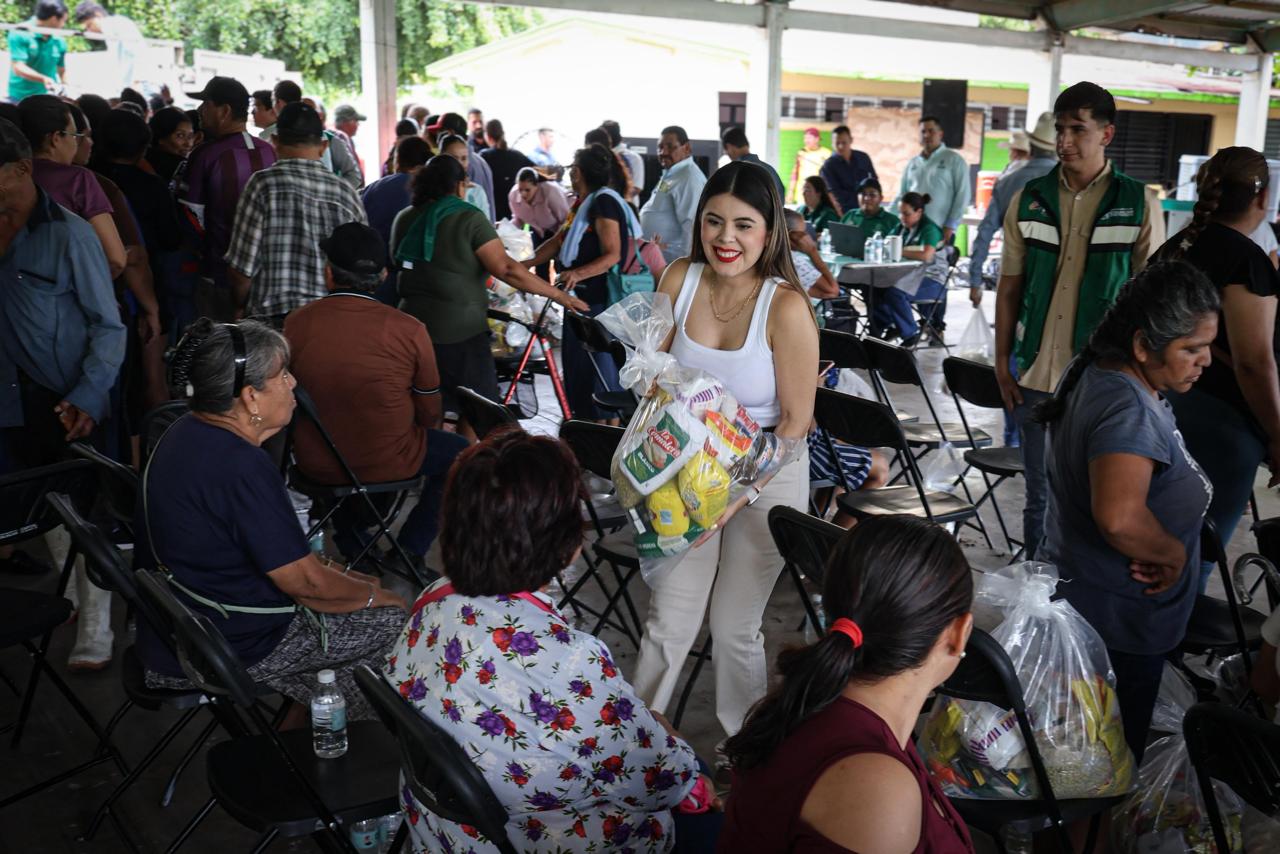 Acerca DIF Culiacán servicios de salud y apoyo social a Laguna de Canachi, sindicatura de Baila