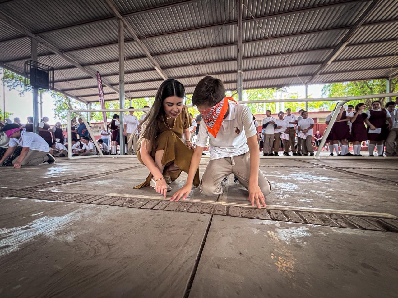 Alumnos de la Federal 4 aprenden de la LSM y el deporte adaptado a través de Somos Inclusión del DIF Culiacán