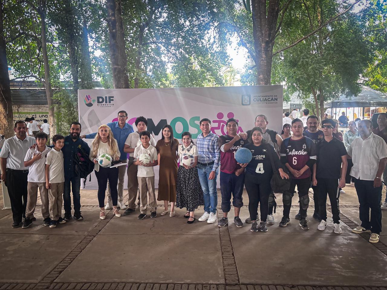 Alumnos de la Federal 4 aprenden de la LSM y el deporte adaptado a través de Somos Inclusión del DIF Culiacán